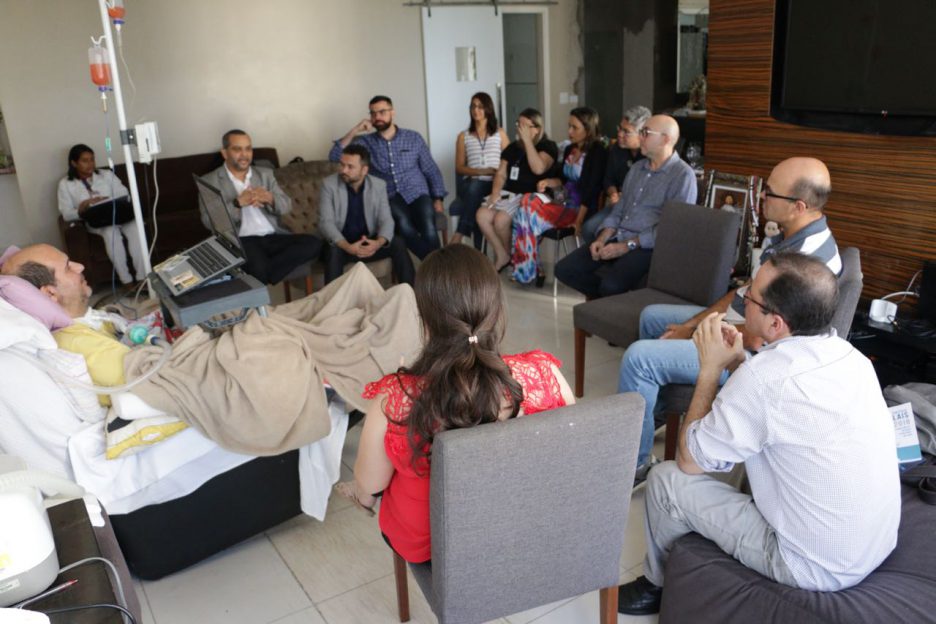 Pesquisadores do LAIS se reúnem em Maceió para desenvolver projeto sobre ELA