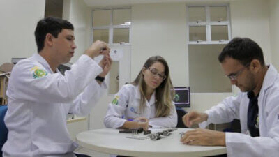 Artigo científico propõe aplicação prática de pesquisas de inovação no sistema de saúde do Brasil